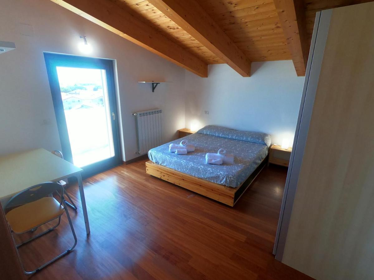 Apartament Attico Petfriendly Con Terrazzo, Via Del Borgo Montesilvano Marina Zewnętrze zdjęcie